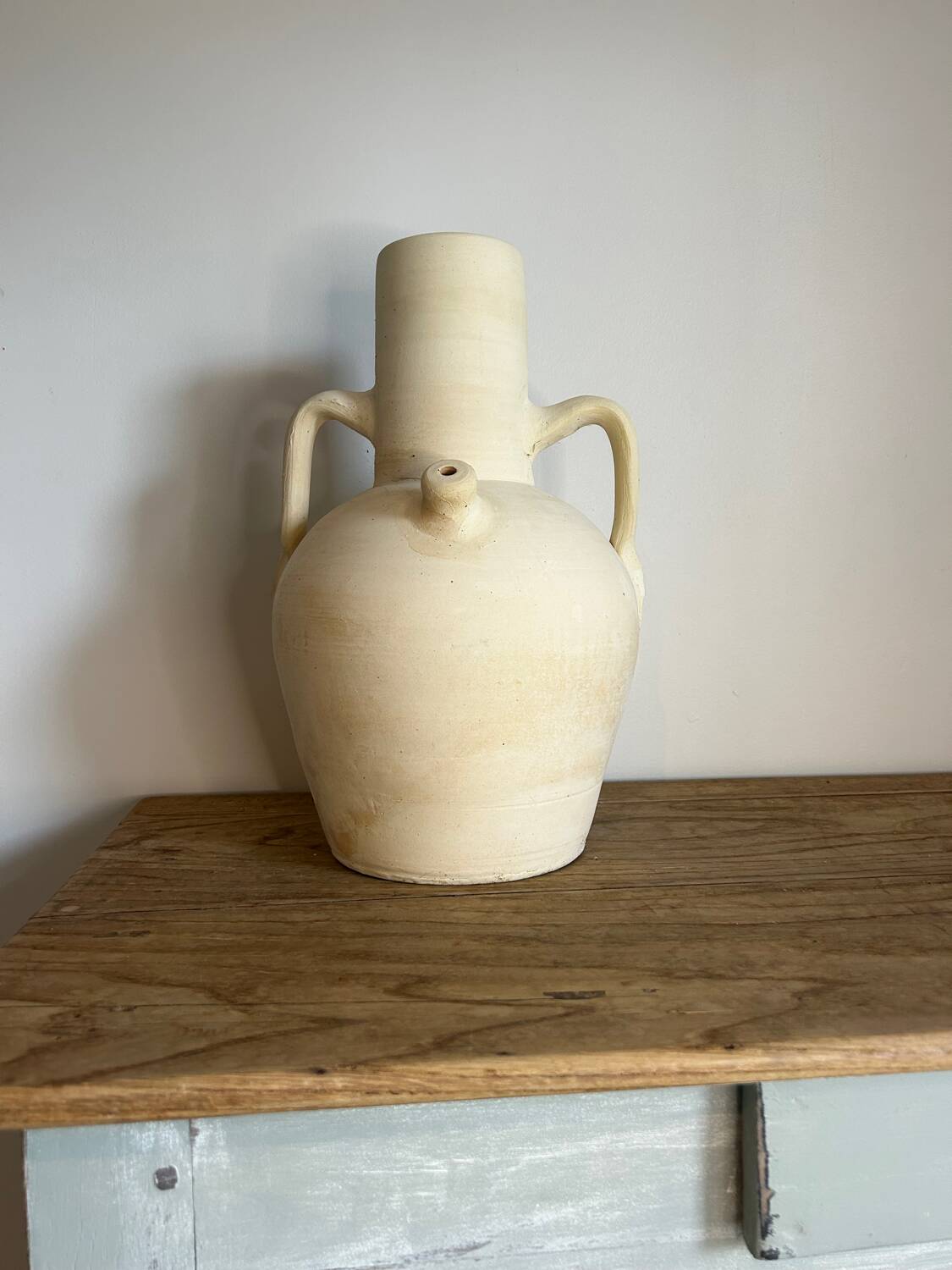 Terracotta vase gargoulette