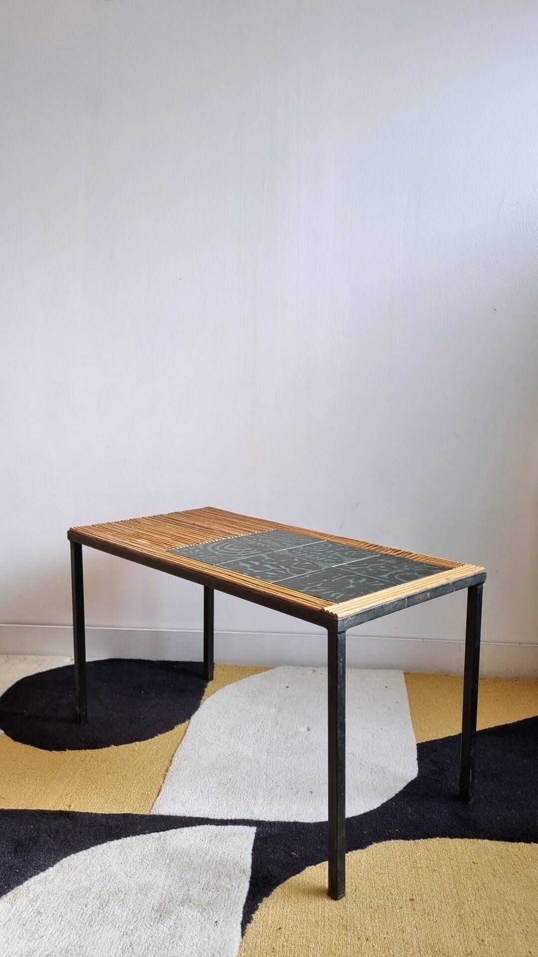 Table basse vintage rotin carreaux 