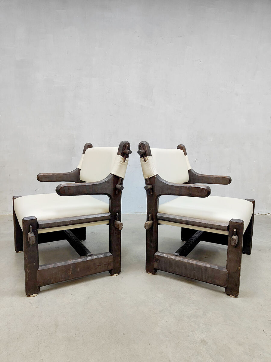 2 midcentury armchairs sculptural nature