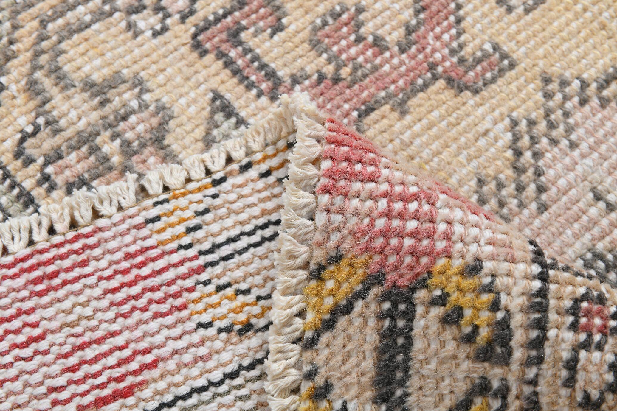 Turkish Red Cream Classic Pattern Vintage Rug, 127x215Cm