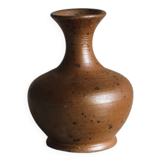 Small sandstone vase, old soliflore