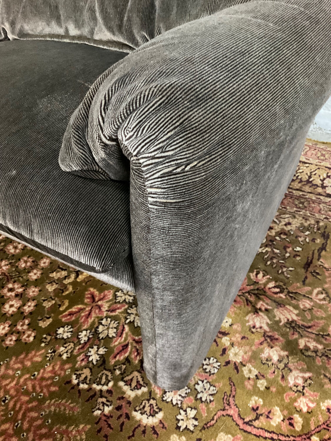 Maralunga sofa by Vico Magistretti