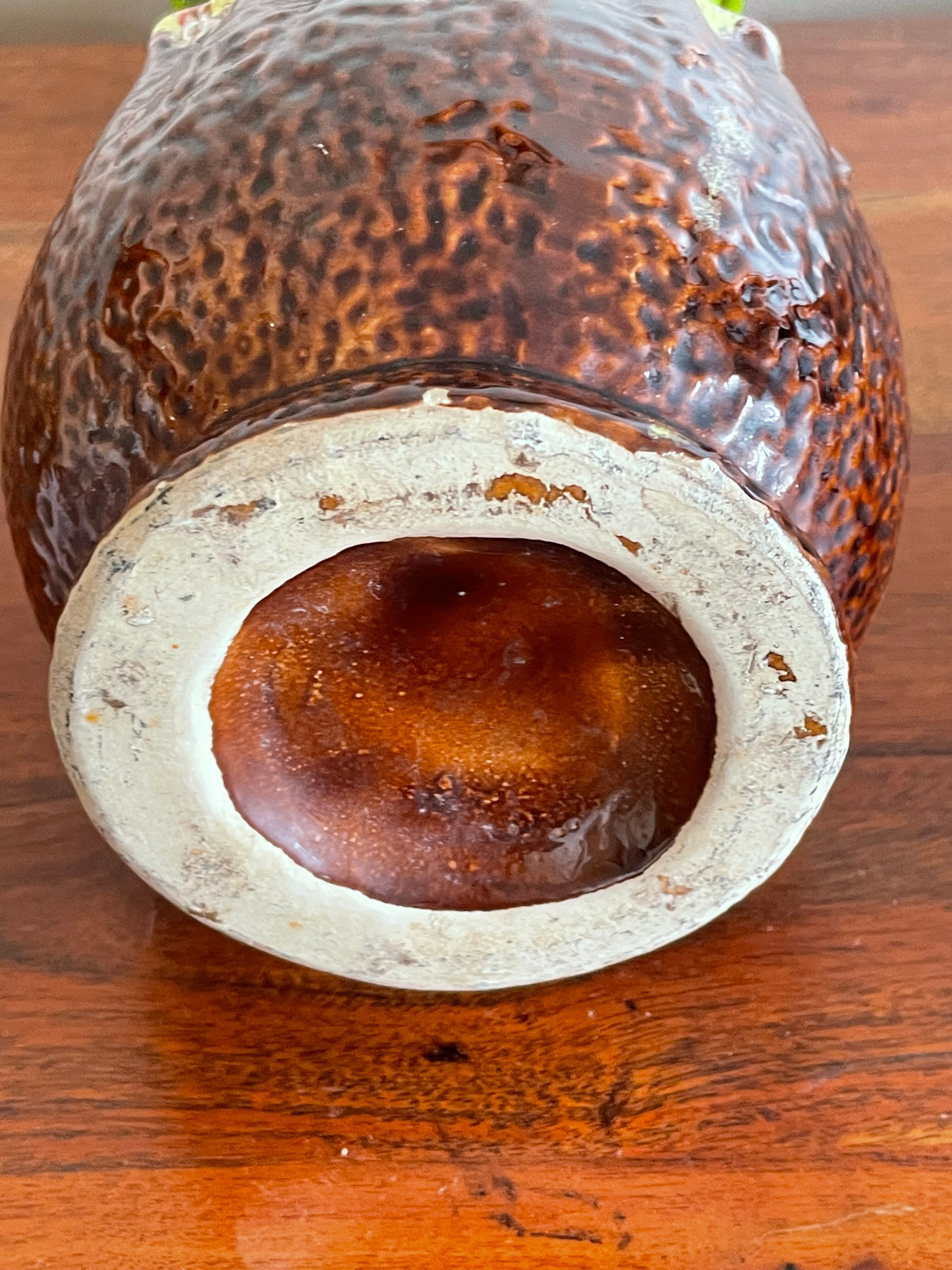 Large vase style Vallauris pistachio