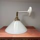 Applique murale en opaline blanche inclinable