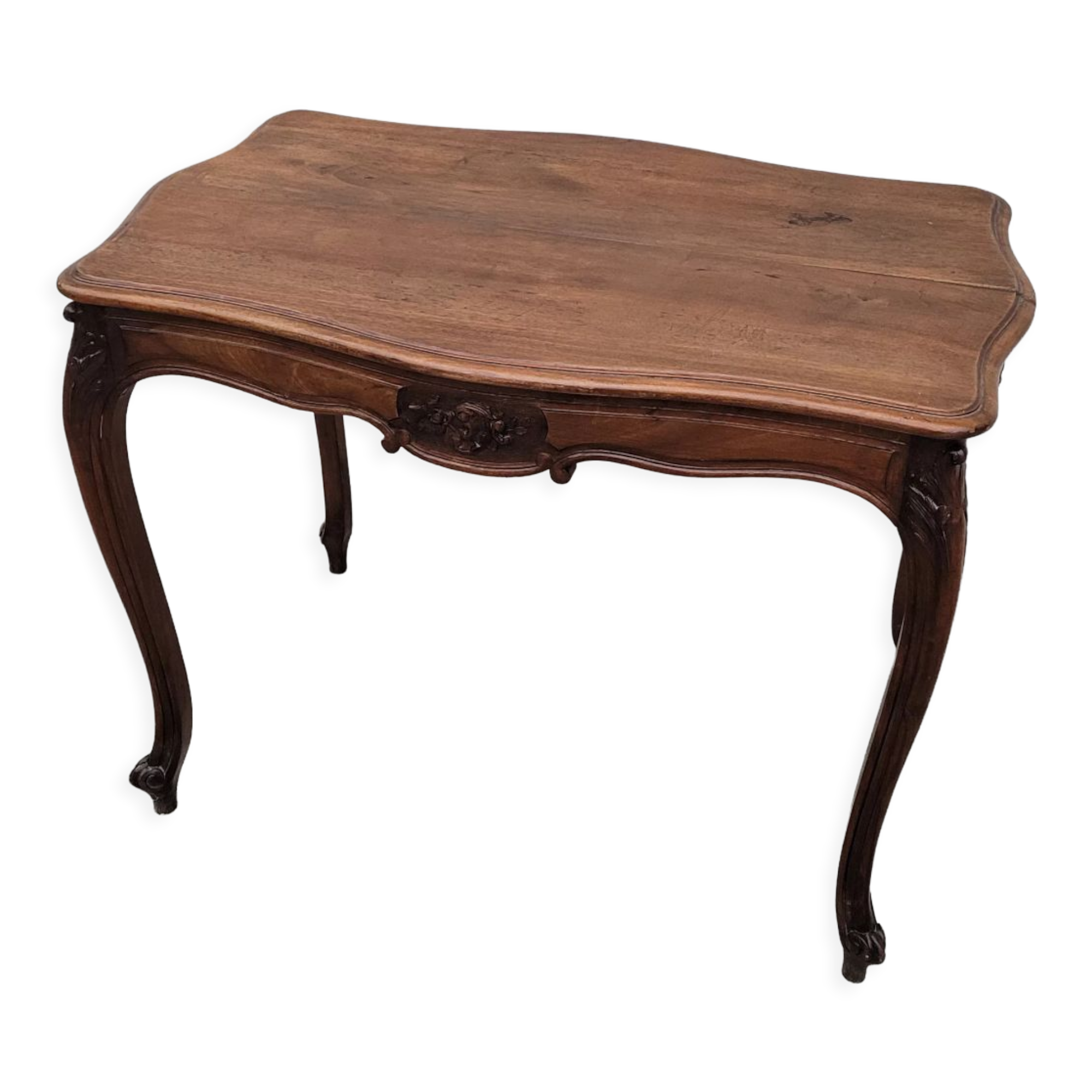 Table de milieu de style Louis XV en noyer massif