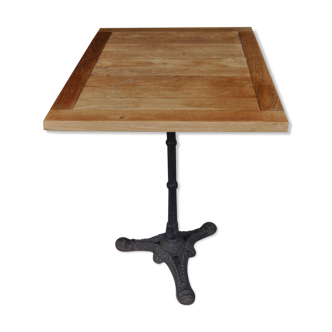 Bistro table