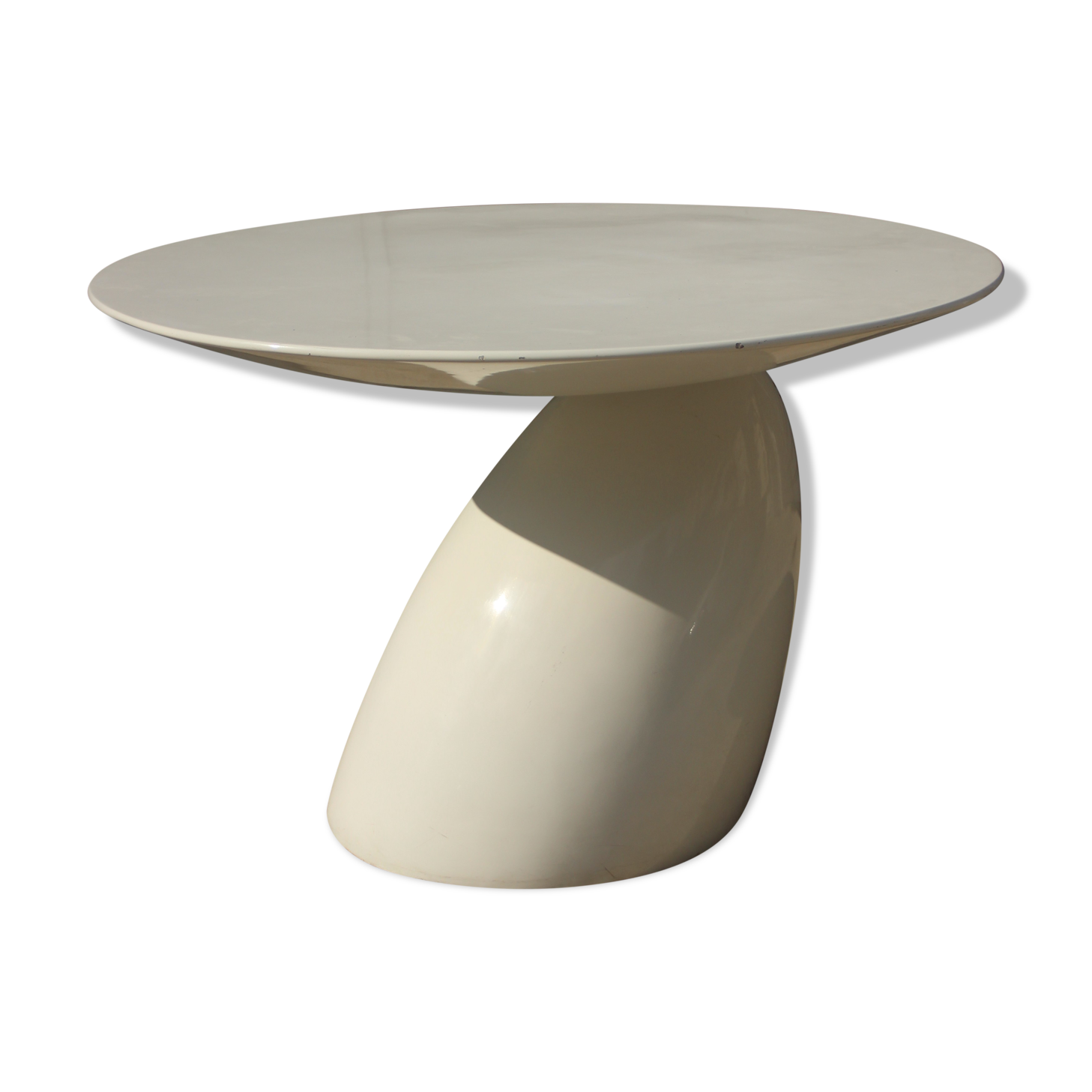 Laquered resin dining table