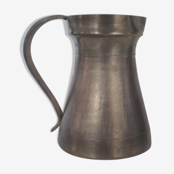 Pitcher in Tin Fin