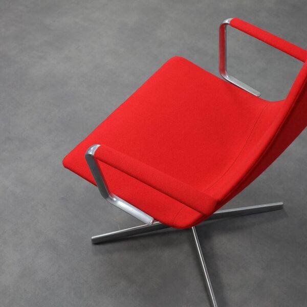 Lot de 2 fauteuils pivotants « Catifa 70 » par Arper, Italie