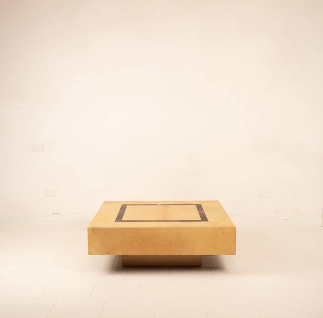 Table basse nucci valsecchi pour tura milano 1970 mod 3000d