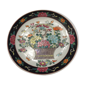 Assiette en faïence de Chine