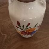 Jarre style earthenware vase with flower decor