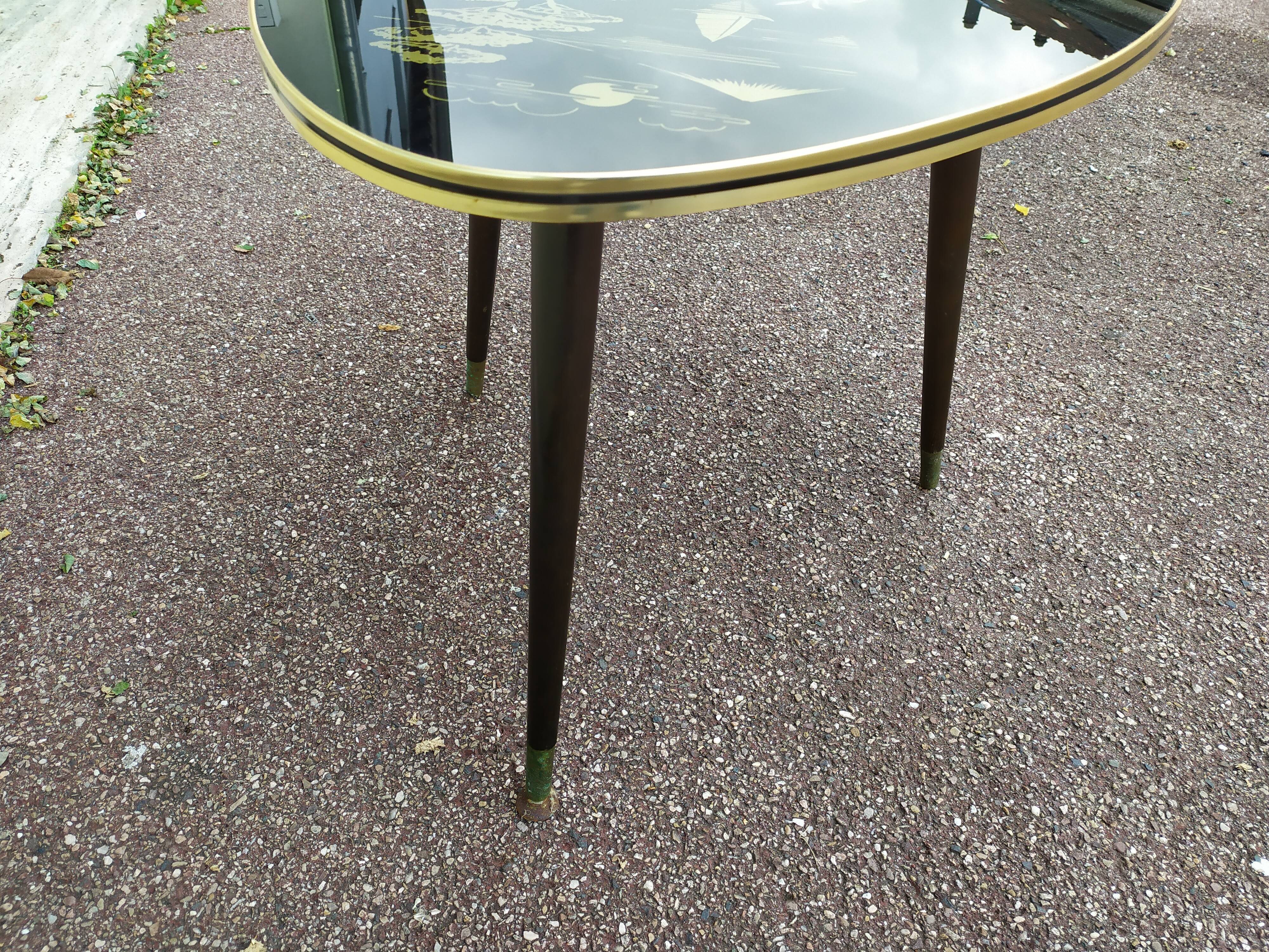 Coffee table formica vintage chinese tripod décor