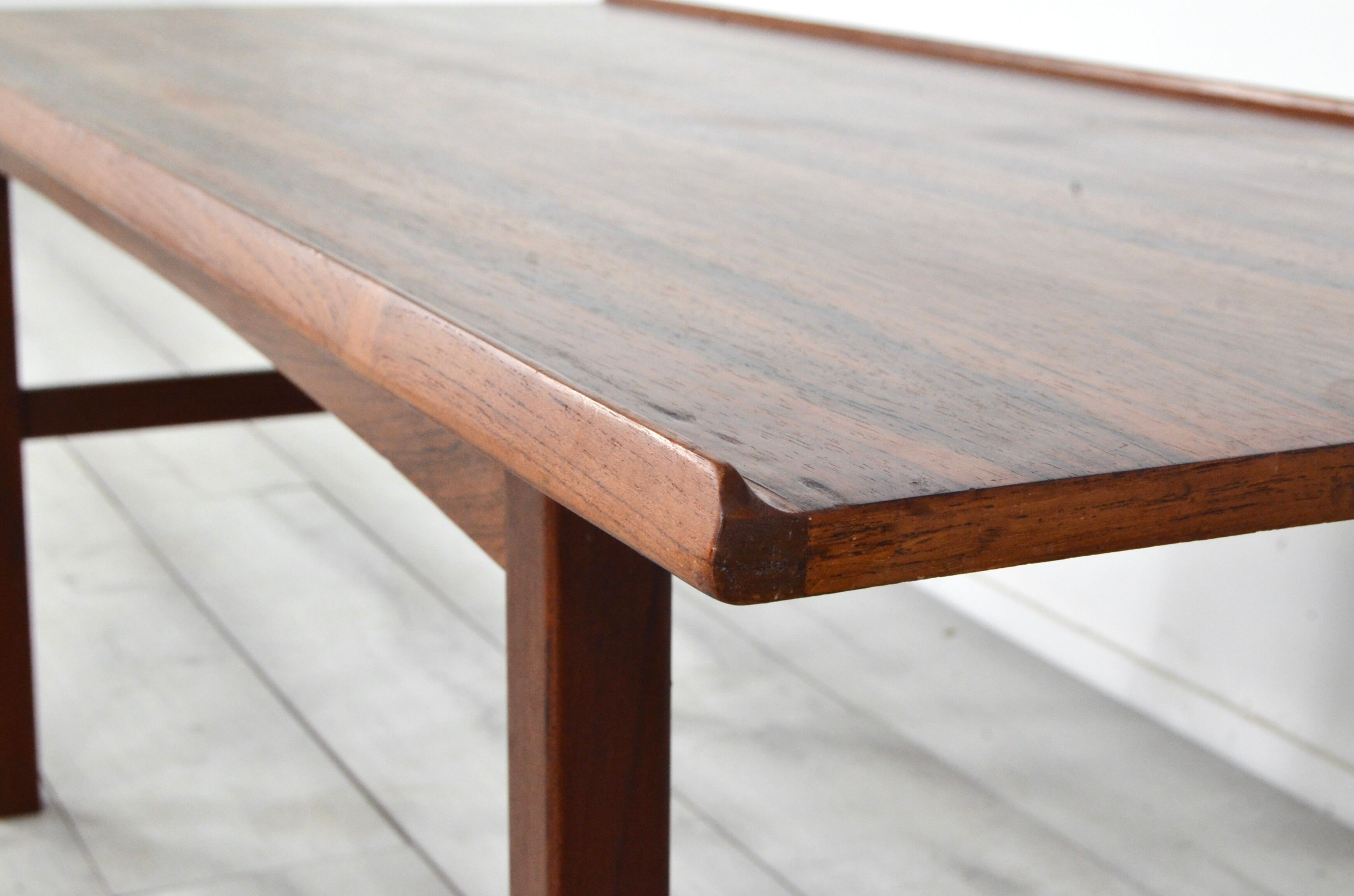Midcentury danish coffee table in rosewood by Anton Kildeberg