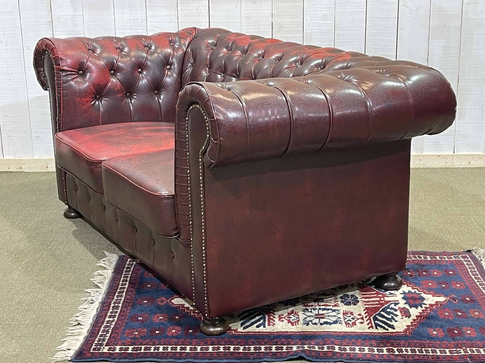 1980s Red 2-Seater Chesterfield Sofa