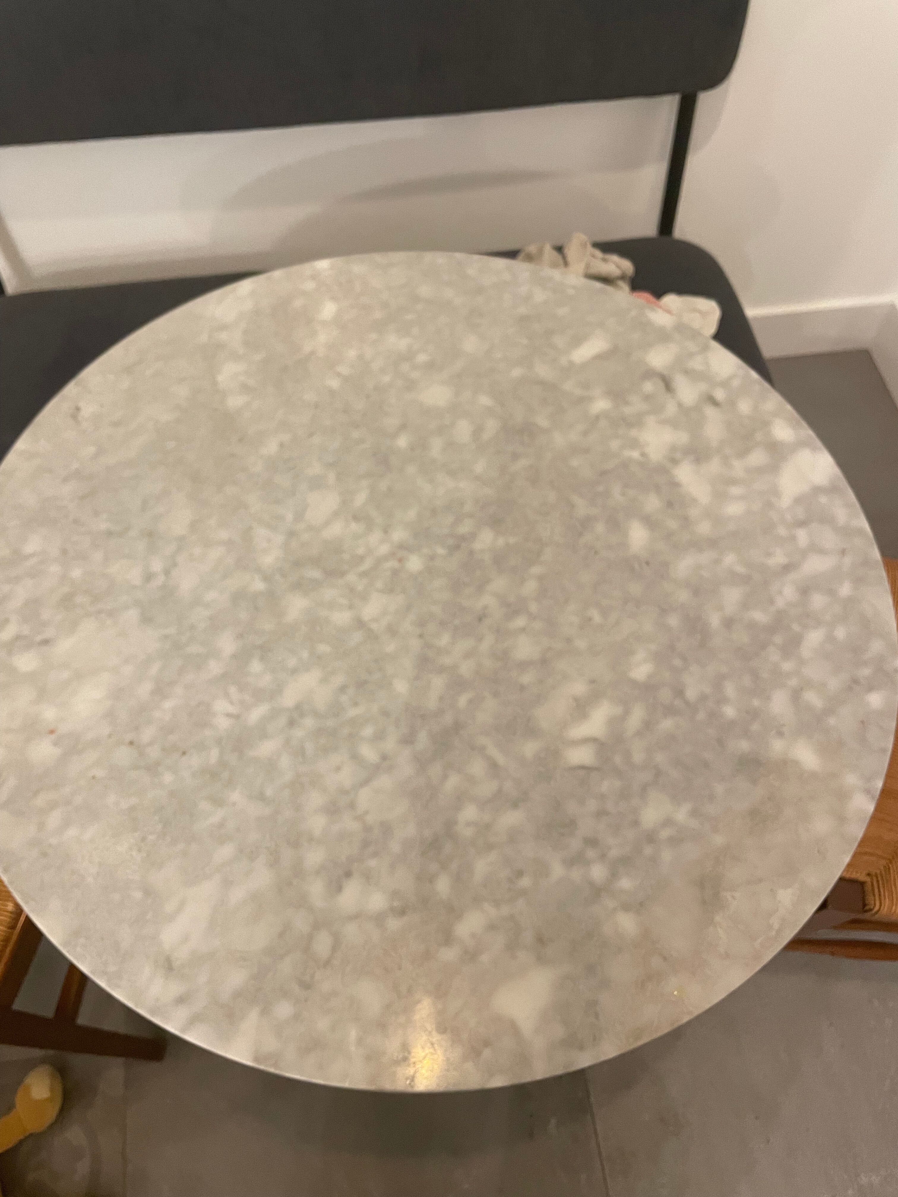 AMPM marble table