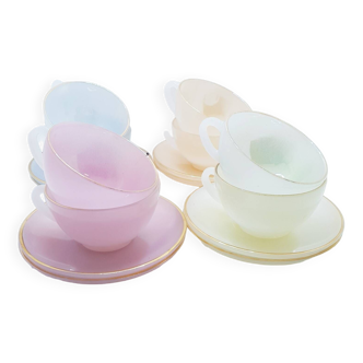 Pearlescent tea cup set