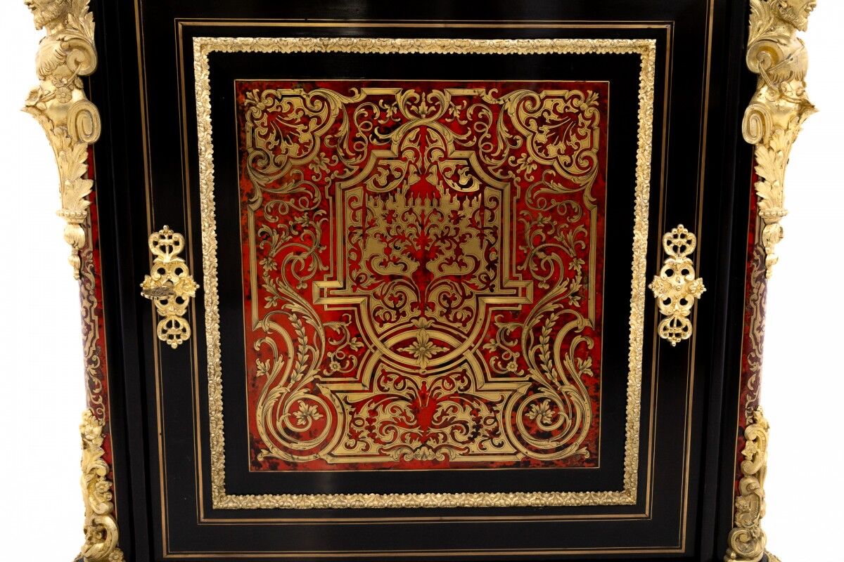 Antique Boulle chest of drawers from the mid-19th century, France.