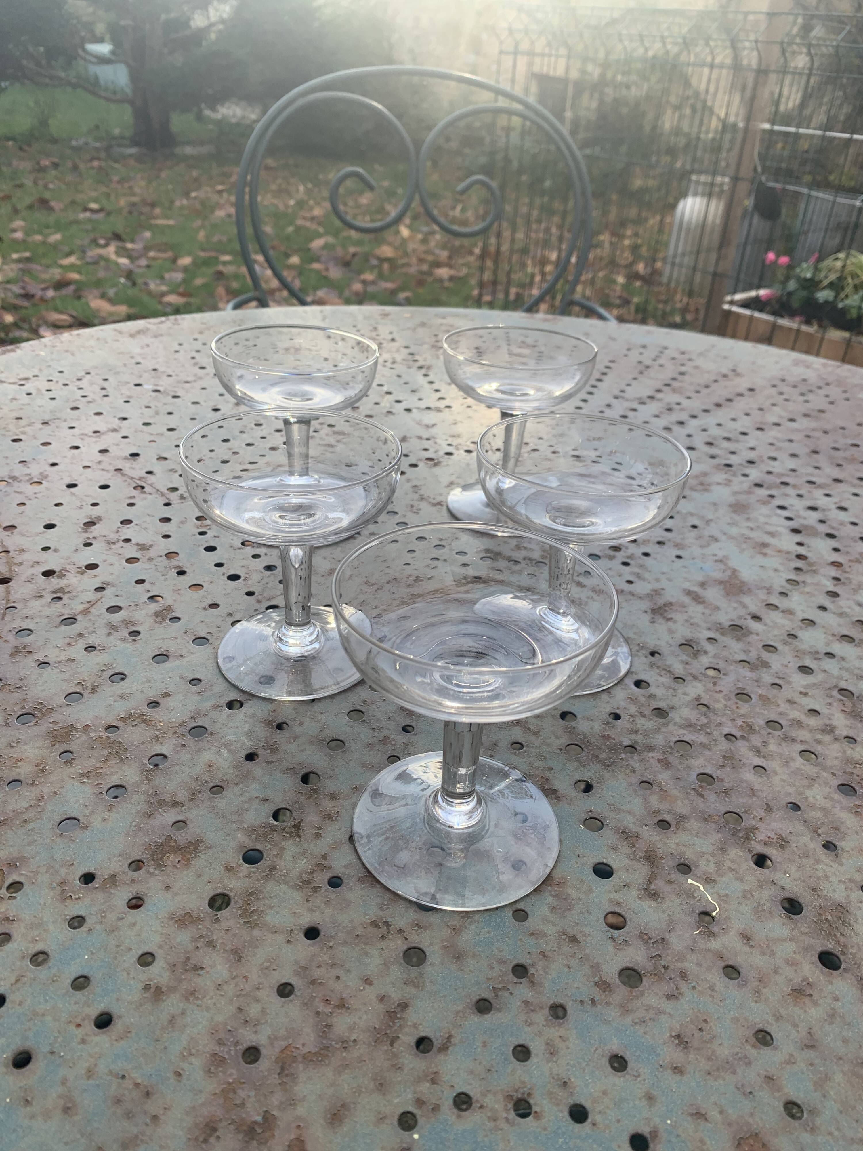 5 vintage transparent glass champagne glasses