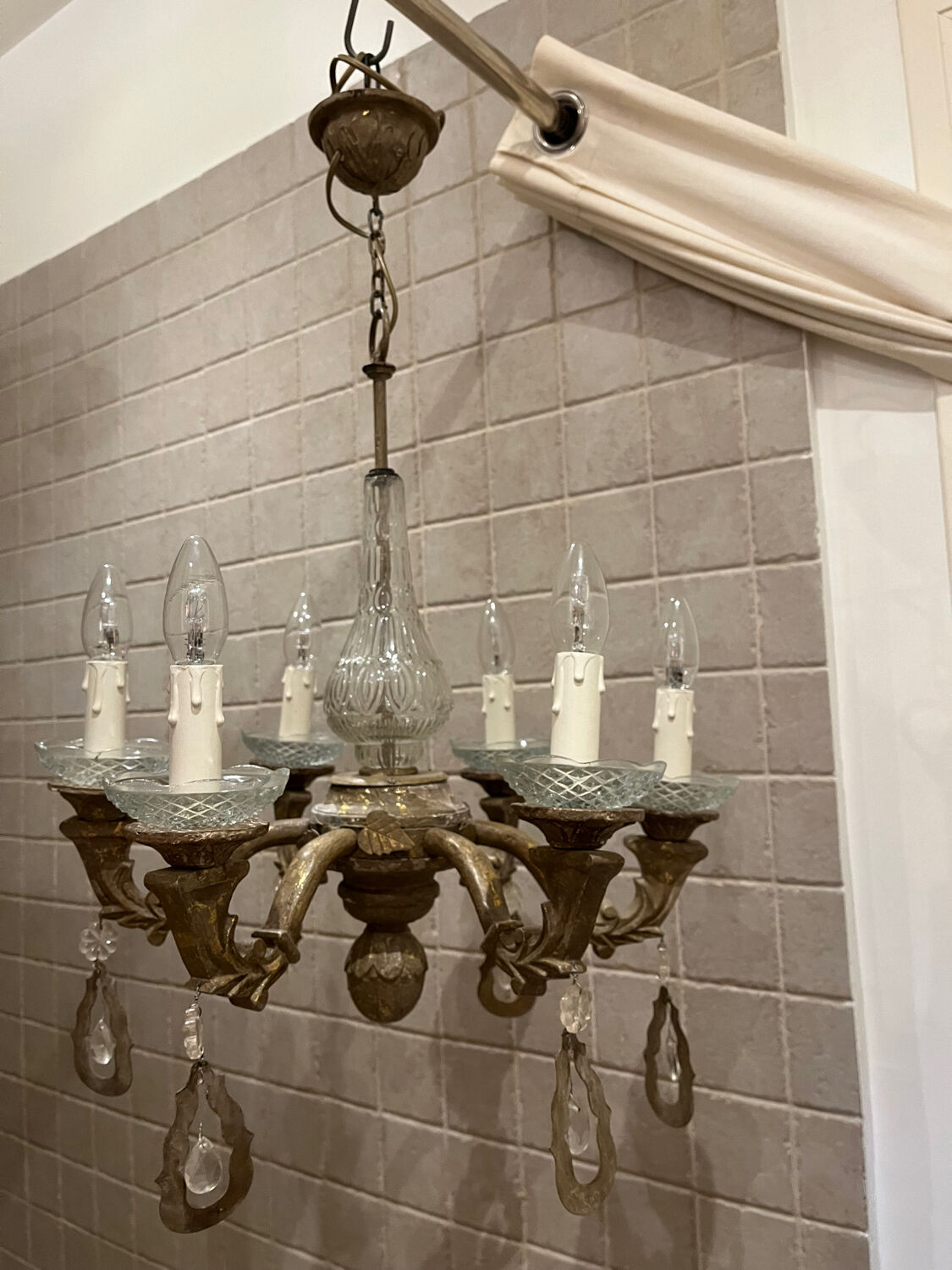 Lustre with patina, pendants and candle holders