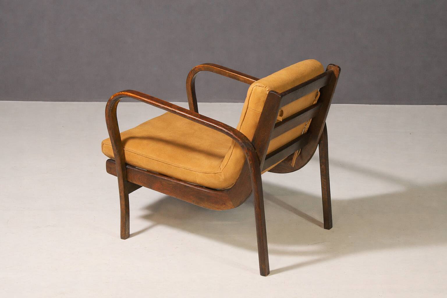 Koželka & Kropáček armchair, 1940s, silver medal – Milan Triennale 1946, restored bentwood frame
