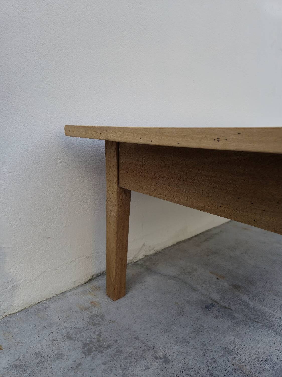 Rustic farmhouse coffee table in solid oak Aerogommer - 1m18.5