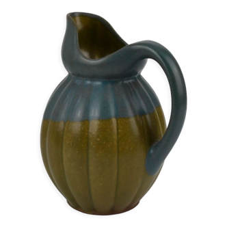 Bicolor co-coloured pitcher in sandstone by Louis Lourioux