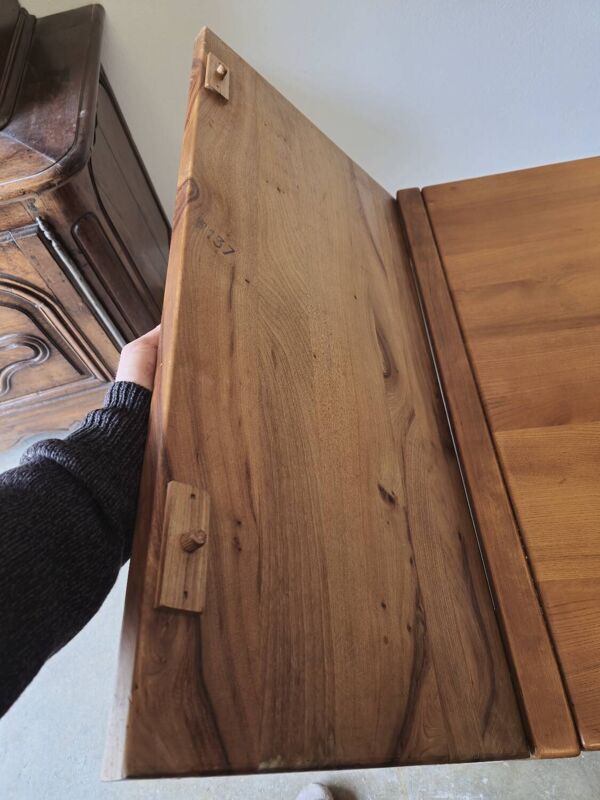 Salle à manger ensemble table et 6 chaises Maison Regain en Orme