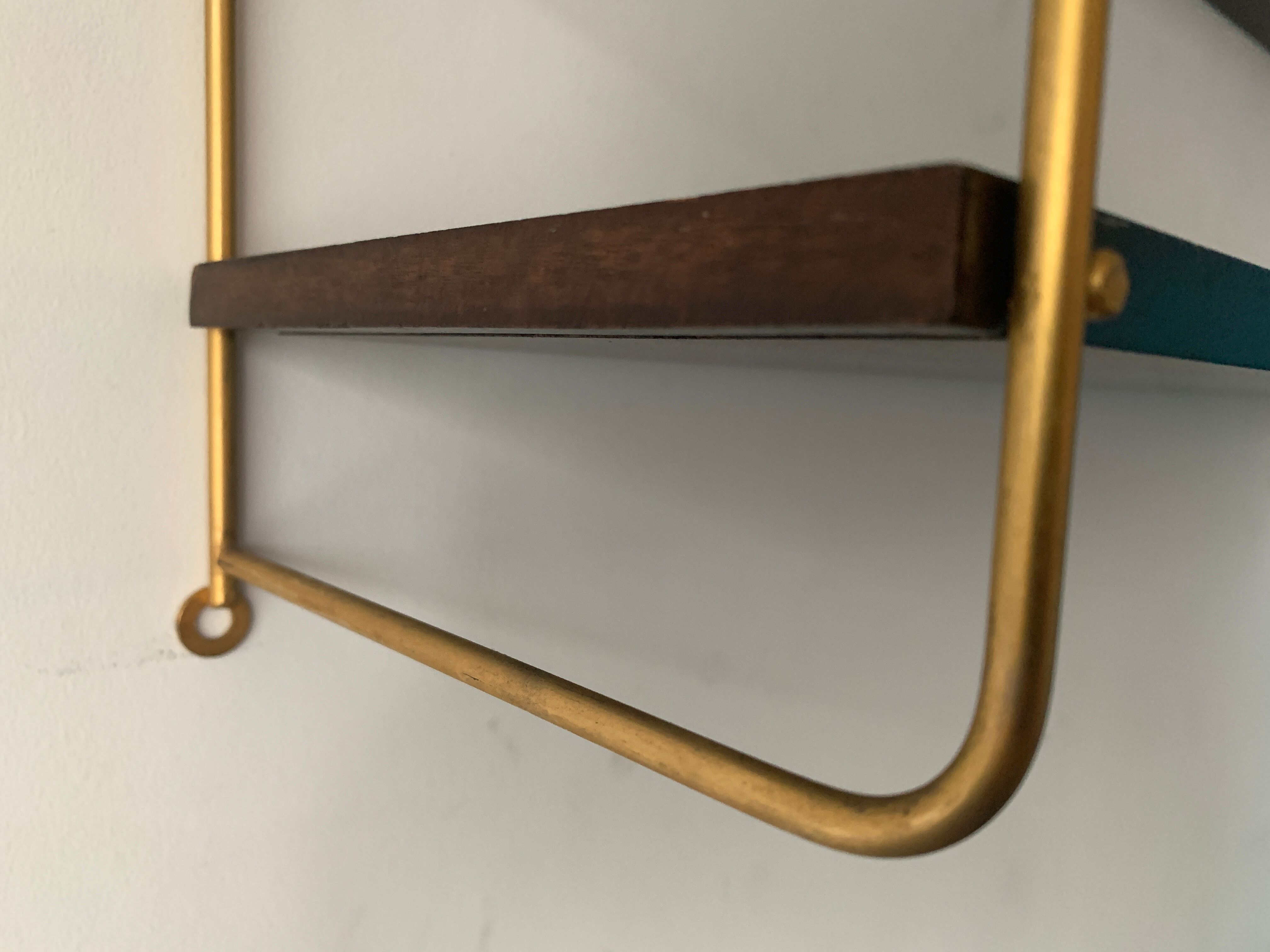 String wall shelf in wood and brass, 1960