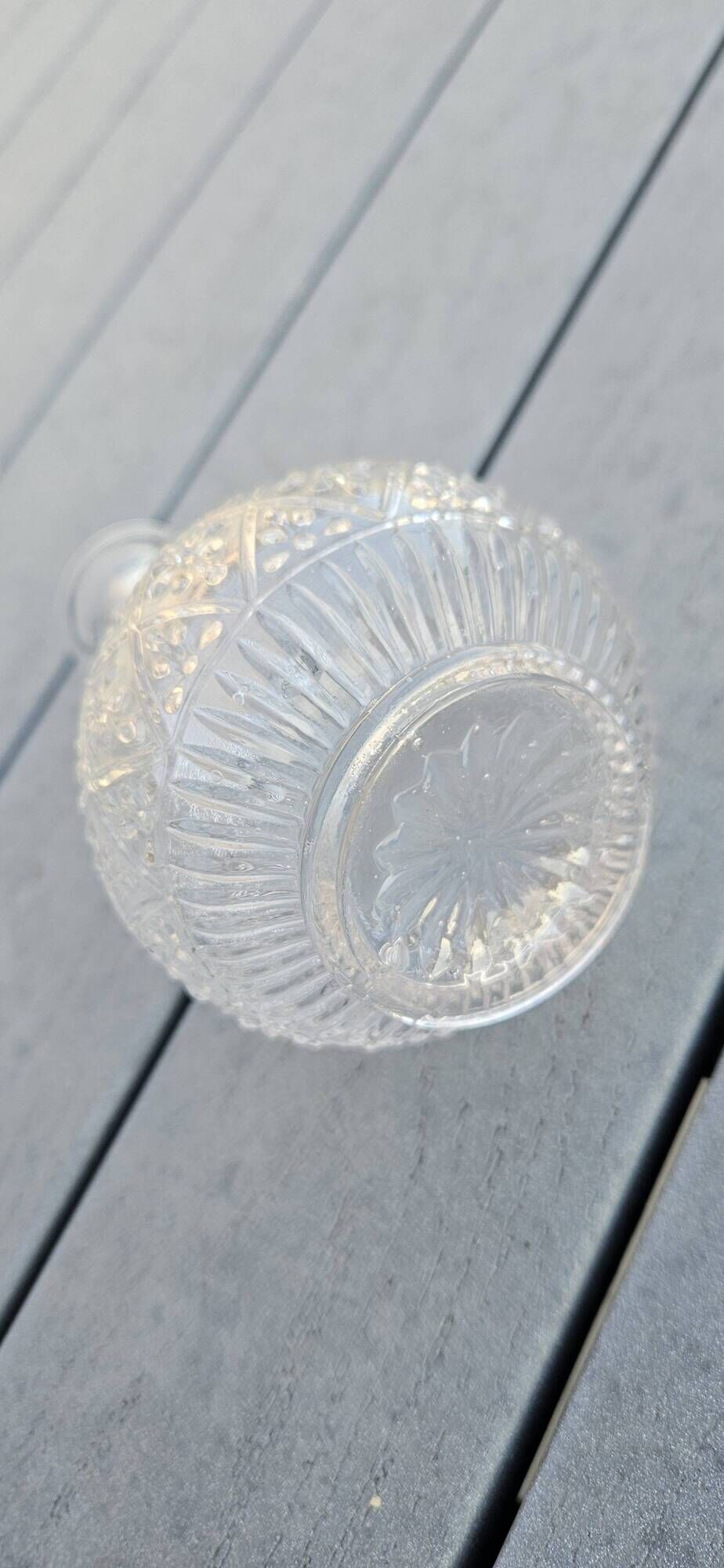 Round glass vase