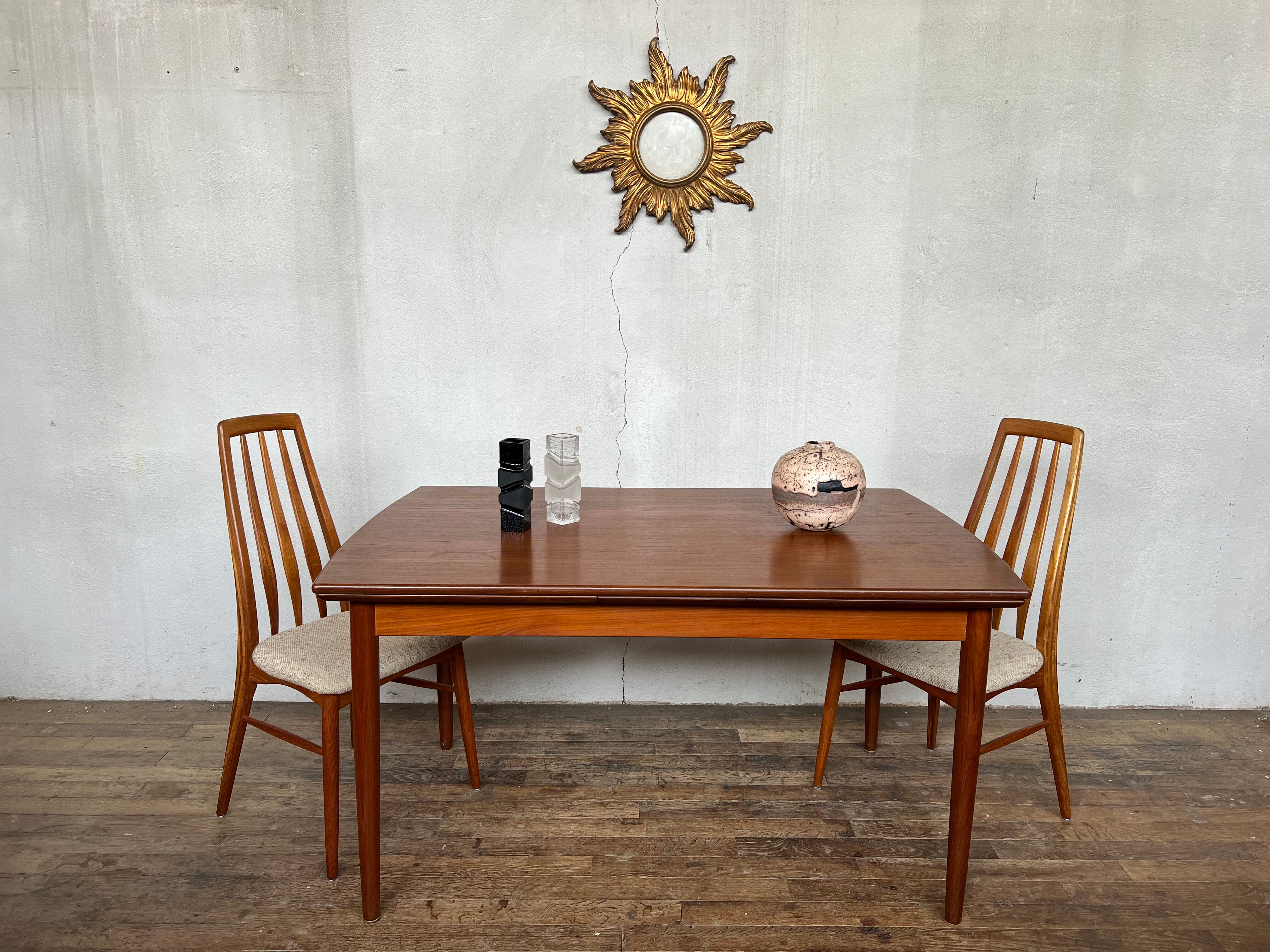 Scandinavian table in vintage teak 1960 Samcom edition