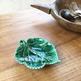 Green ceramic leaf cup