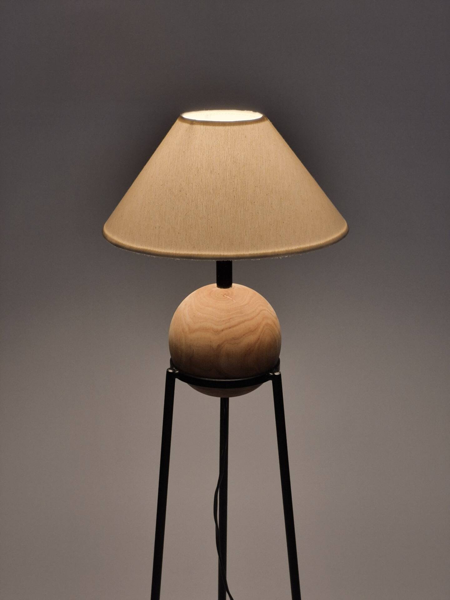 Vintage postmodern minimalist floor lamp