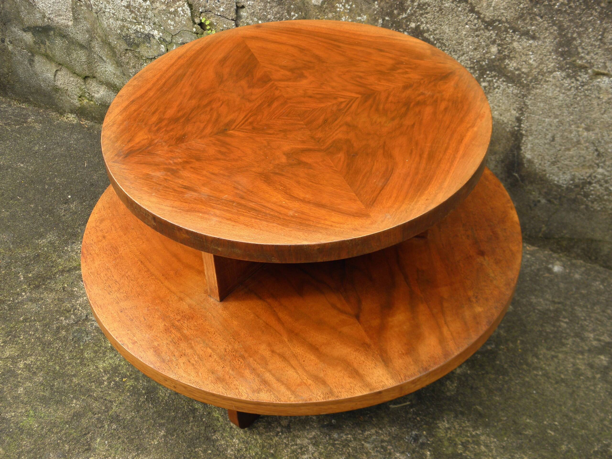Table à thé Art Déco en noyer