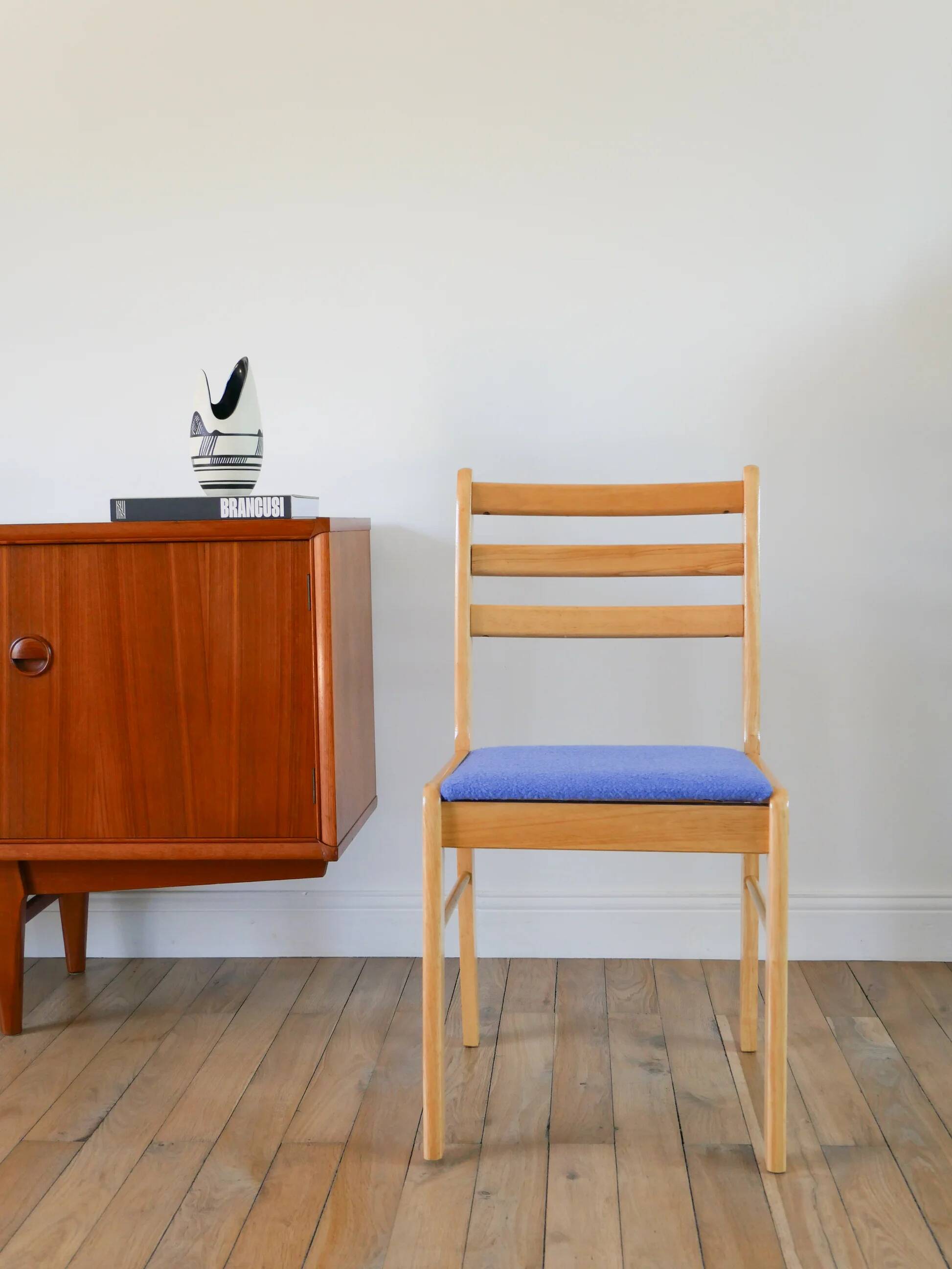 Set of 4 solid pine chairs, reupholstered in ocean blue wool, 1980.