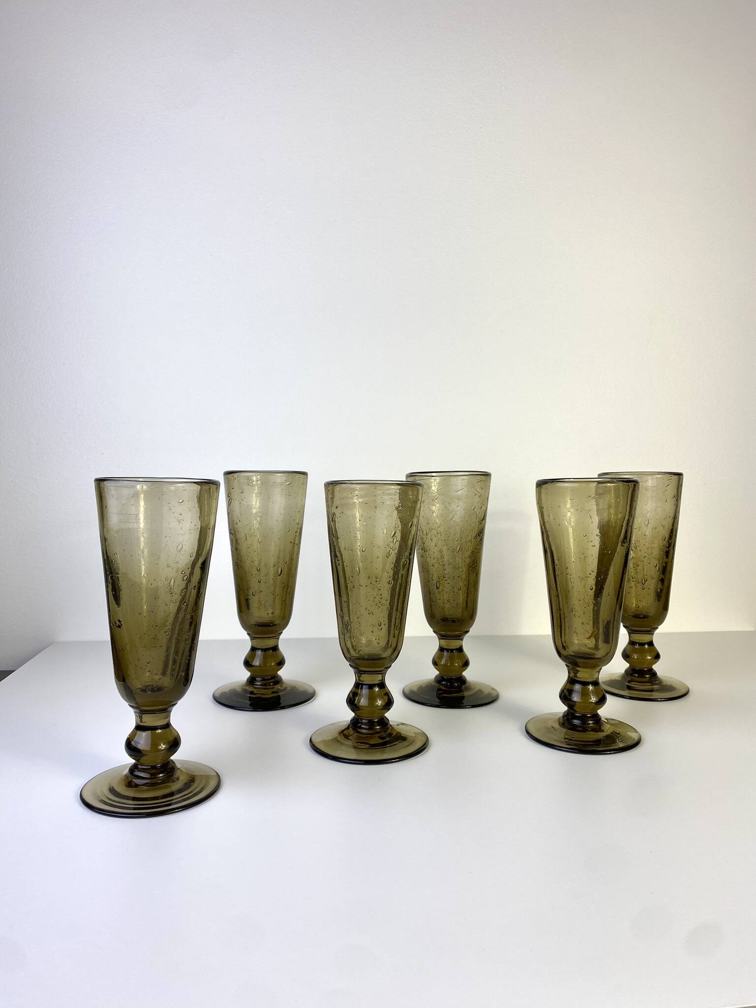 Set of 6 vintage black bubble glass champagne flutes