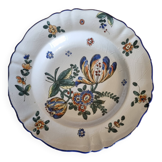 Assiette ancienne en faïence