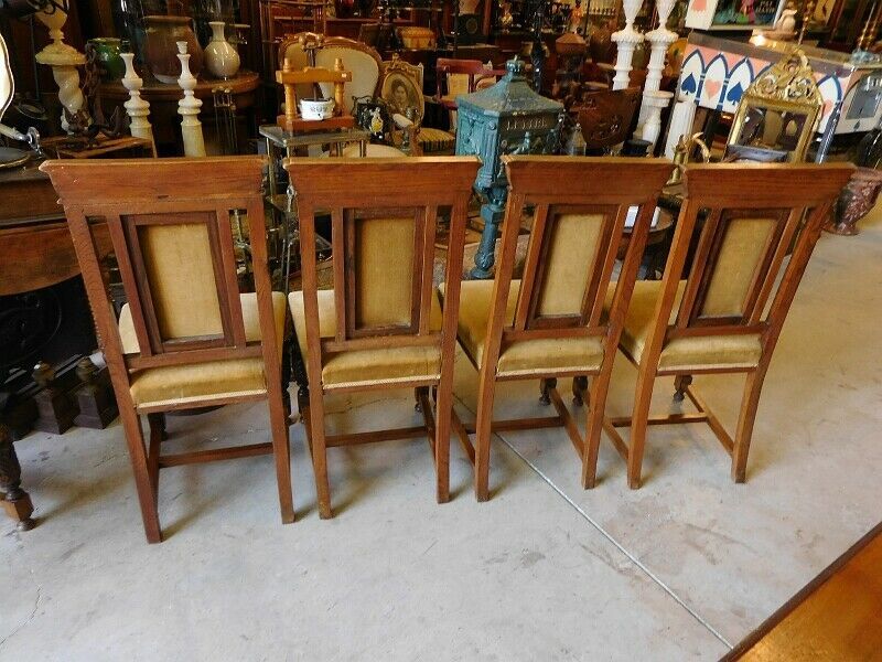 Series of 4 solid oak chairs from the end of the 19th century