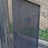 Metal screen partition