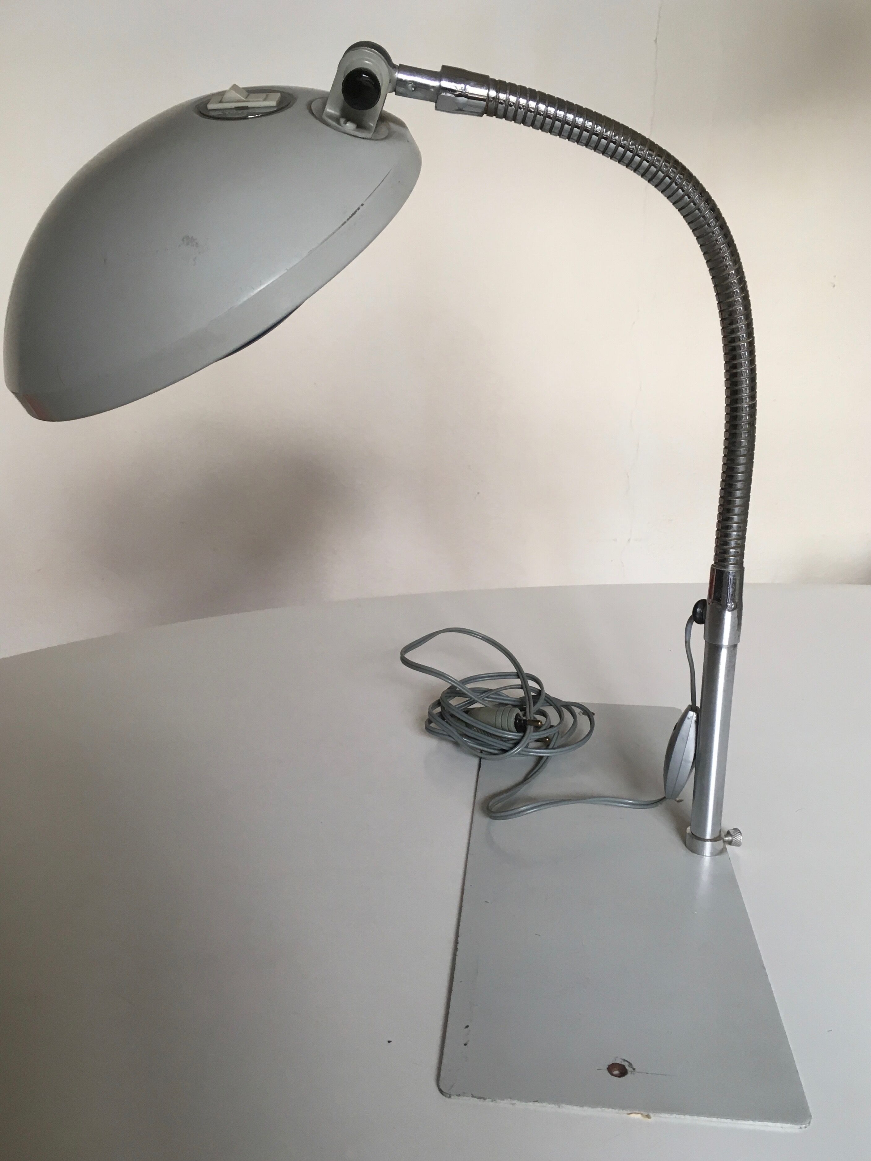 Workshop Ferdinand Solere 60s turtledove gray lamp