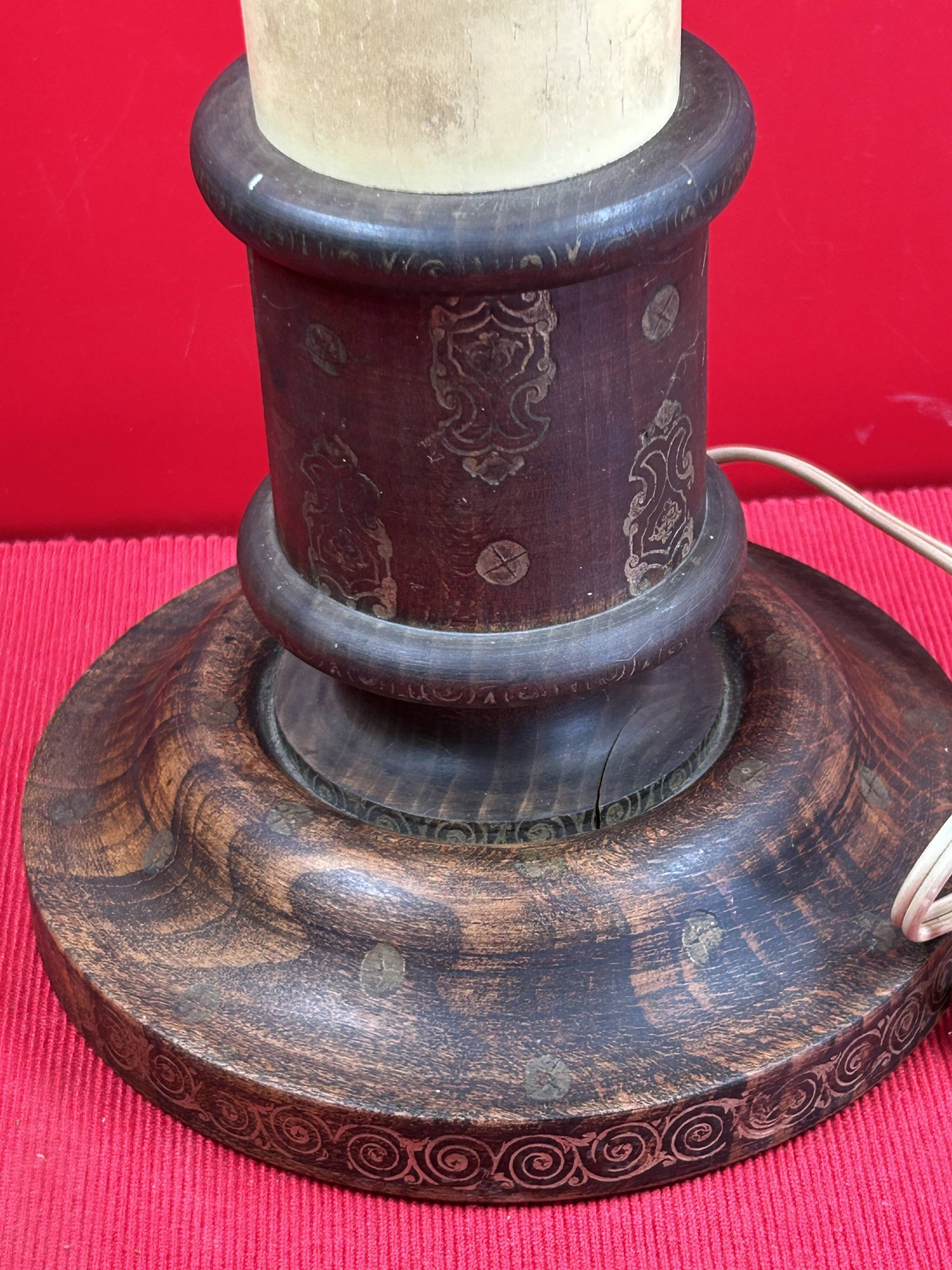 Napoleon III lamp base, wood, gold polychromy, 26 cm socket height