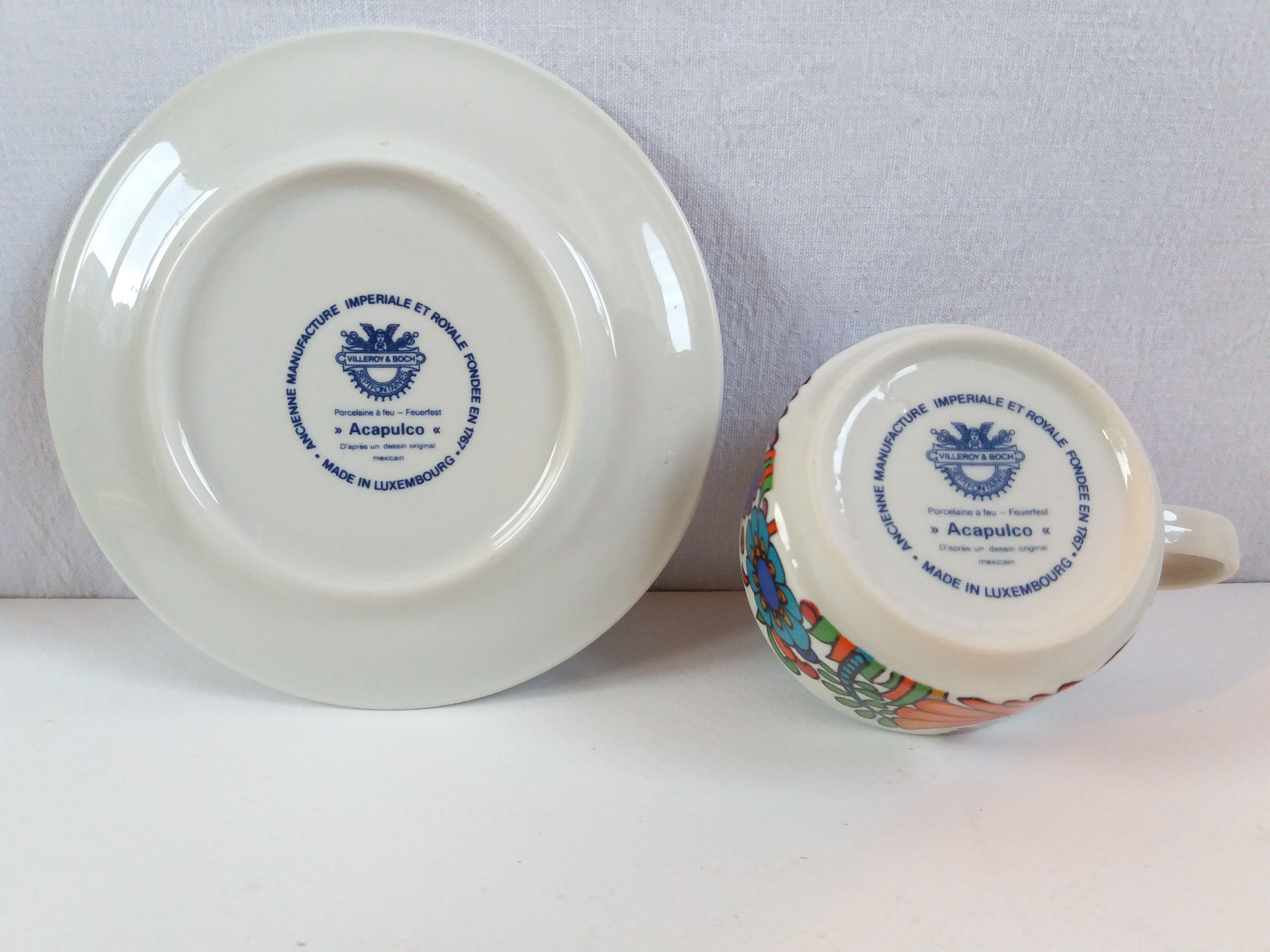 Pair of Acapulco tea cups