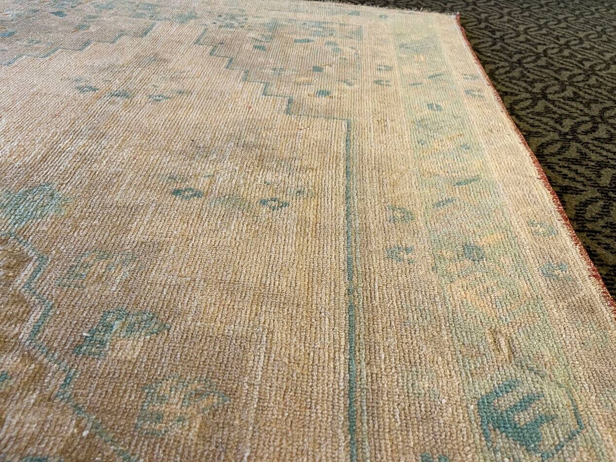 Handmade Pastel Beige Turquoise Area Rug