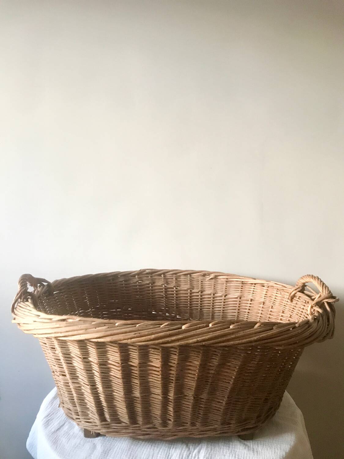 XL wicker laundry basket