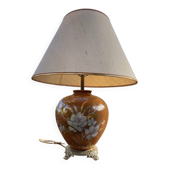 Glazed porcelain lamp