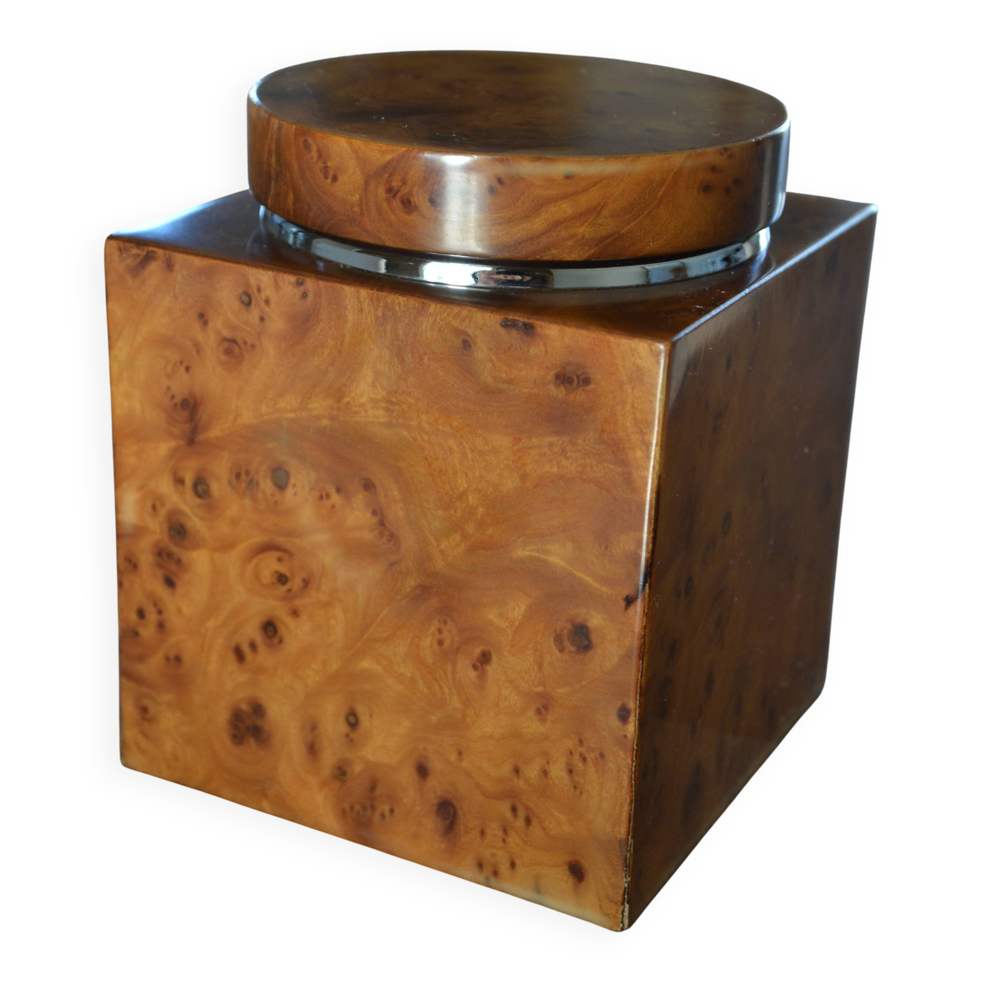 Boîte, pot à tabac en ronce de noyer