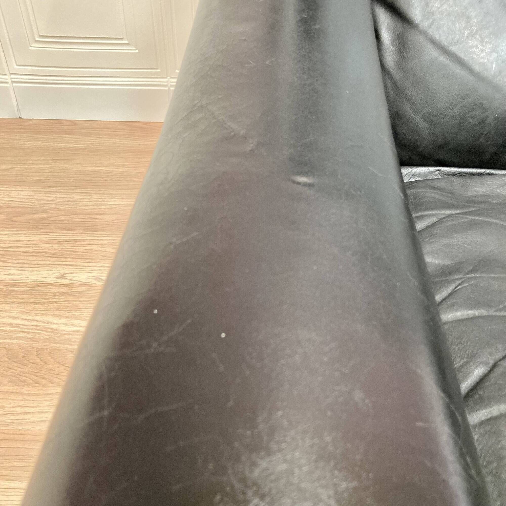 Large scandinavian armchair aage christiansen black leather and its ottoman 1950.