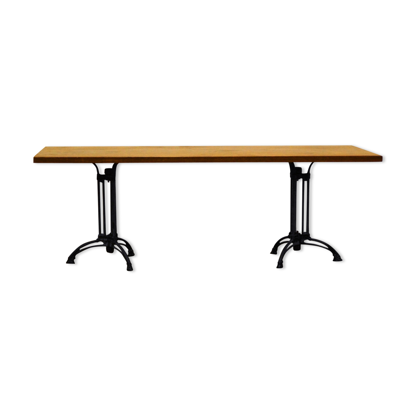 Table wood and cast iron