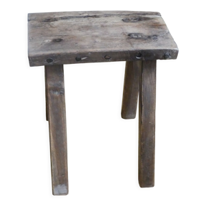 tabouret brutaliste en