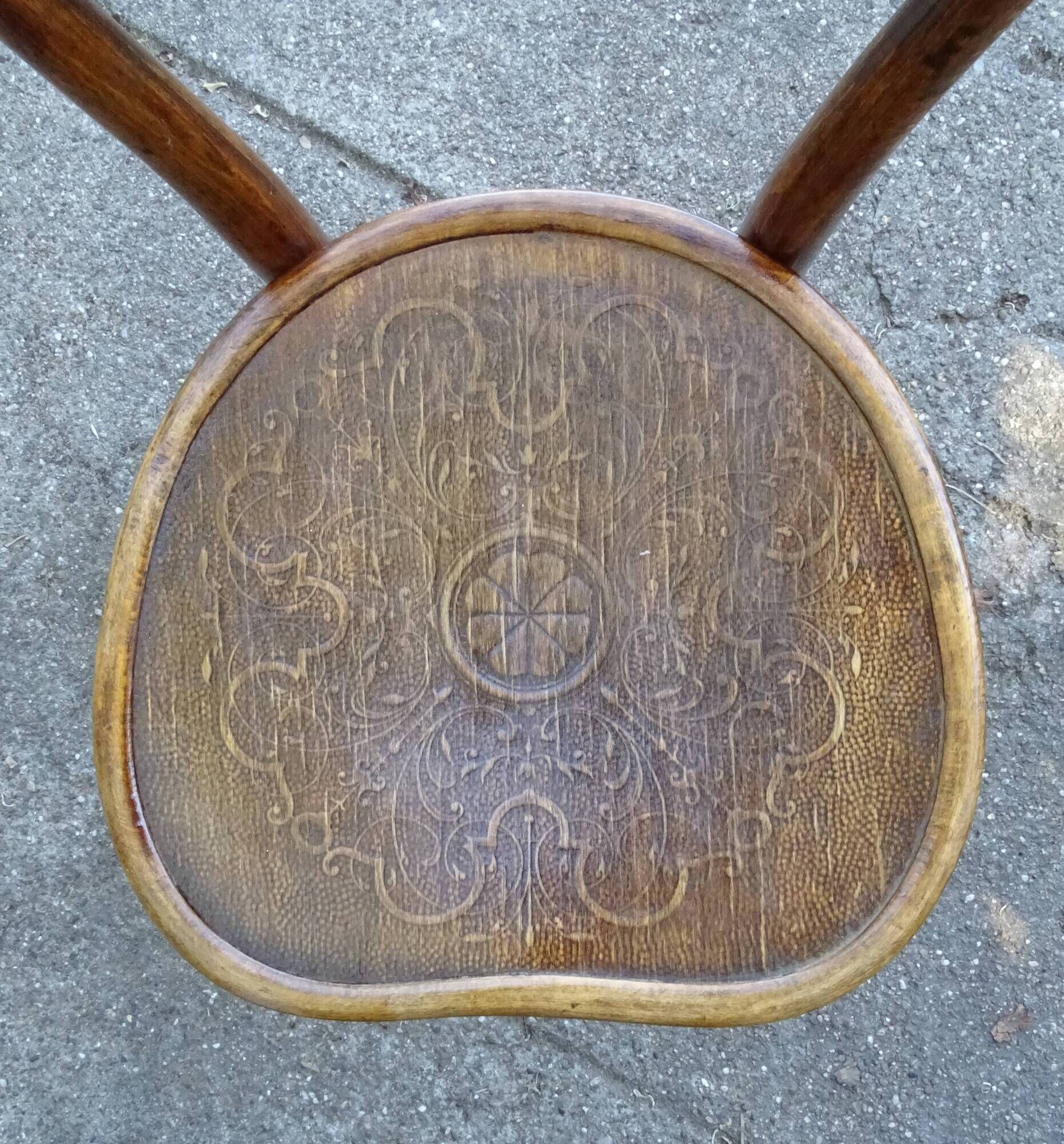 Set of 6 chairs Heart Thonet N°28, wooden seats and arches - 1925 -
